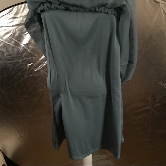 NWT Ruffled Metallic Textured Dress - Picture 8 of 8